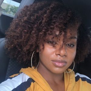 Meet your Posher, Brianna